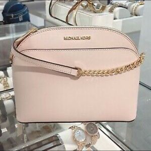 Michael Kors Jet Set Emmy Powder Blush Leather Medium Dome Crossbody Bag